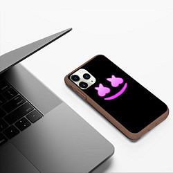 Чехол iPhone 11 Pro матовый Маршмеллоу розовый градиент лого, цвет: 3D-коричневый — фото 2