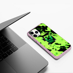 Чехол iPhone 11 Pro матовый Minecraft зеленый паттерн крипер, цвет: 3D-розовый — фото 2