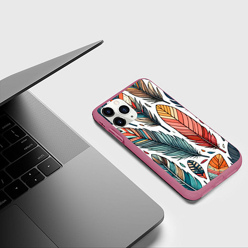 Чехол iPhone 11 Pro матовый Композиция из перьев / 3D-Малиновый – фото 3