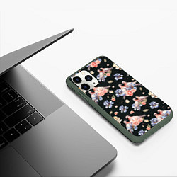 Чехол iPhone 11 Pro матовый Голуби с розами и ирисами black, цвет: 3D-темно-зеленый — фото 2