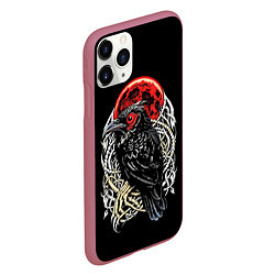 Чехол iPhone 11 Pro матовый Черный ворон красная луна, цвет: 3D-малиновый — фото 2