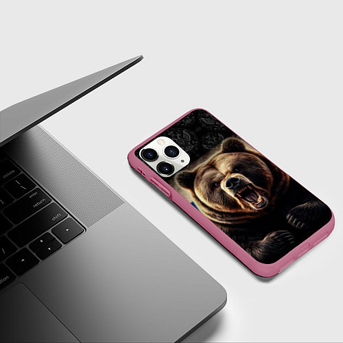 Чехол iPhone 11 Pro матовый Агрессивный медведь России патриот / 3D-Малиновый – фото 3