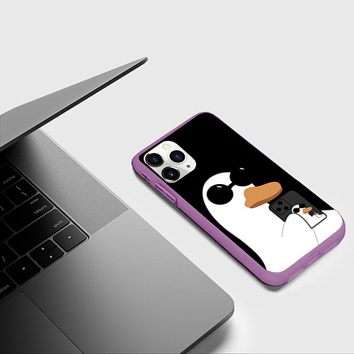 Чехол iPhone 11 Pro матовый Гусь и селфи / 3D-Фиолетовый – фото 3