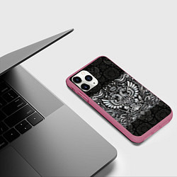 Чехол iPhone 11 Pro матовый Белый герб России, цвет: 3D-малиновый — фото 2