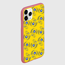 Чехол iPhone 11 Pro матовый Узор - цветы гжель на желтом фоне, цвет: 3D-малиновый — фото 2
