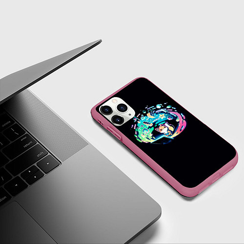 Чехол iPhone 11 Pro матовый Лисенок геймер / 3D-Малиновый – фото 3