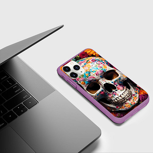 Чехол iPhone 11 Pro матовый Яркие цветы и череп / 3D-Фиолетовый – фото 3