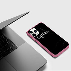 Чехол iPhone 11 Pro матовый Queen квин король, цвет: 3D-малиновый — фото 2