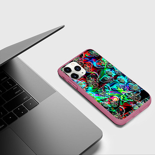 Чехол iPhone 11 Pro матовый Слоники в орнаменте / 3D-Малиновый – фото 3
