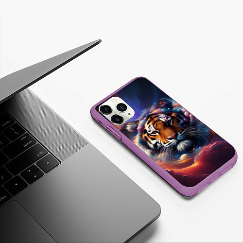 Чехол iPhone 11 Pro матовый Космический лев / 3D-Фиолетовый – фото 3