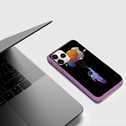 Чехол iPhone 11 Pro матовый Космонавт с воздушными шарами, цвет: 3D-фиолетовый — фото 2
