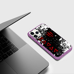 Чехол iPhone 11 Pro матовый Знаки из Ведьмака - белые брызги, цвет: 3D-фиолетовый — фото 2