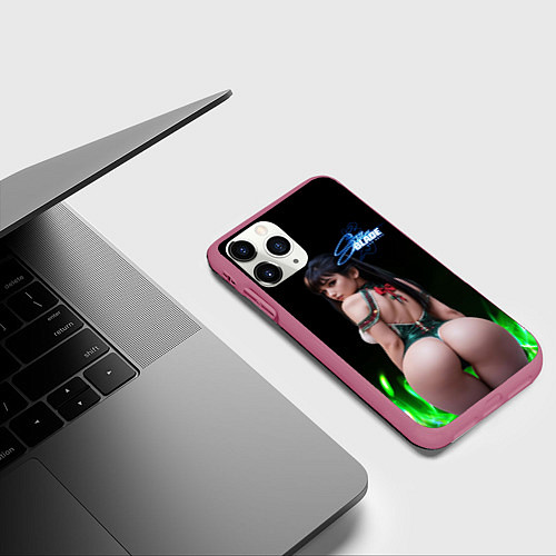 Чехол iPhone 11 Pro матовый Stellar Blade пышные формы Евы / 3D-Малиновый – фото 3