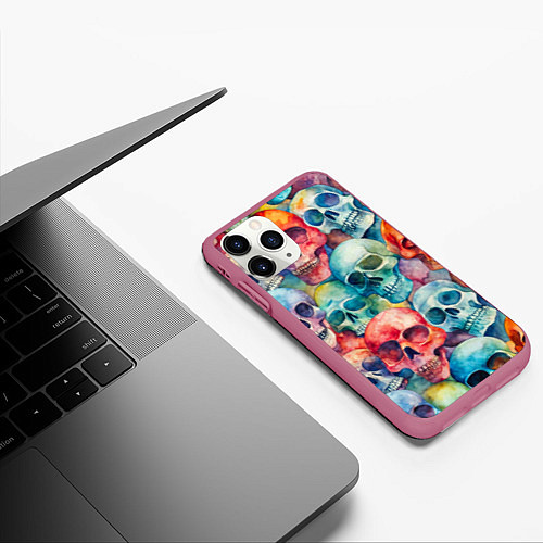 Чехол iPhone 11 Pro матовый Красочный узор с черепами / 3D-Малиновый – фото 3