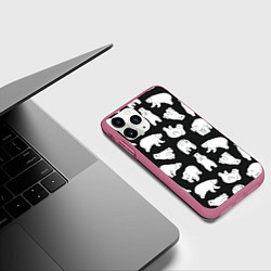 Чехол iPhone 11 Pro матовый Узор белые медведи, цвет: 3D-малиновый — фото 2
