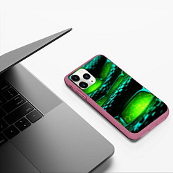 Чехол iPhone 11 Pro матовый Зеленая змеиная абстрактная текстура, цвет: 3D-малиновый — фото 2