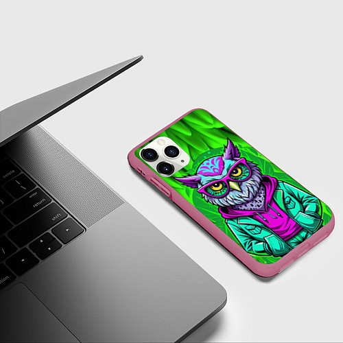Чехол iPhone 11 Pro матовый Сова модница на стиле / 3D-Малиновый – фото 3