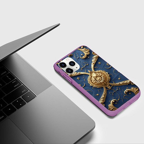 Чехол iPhone 11 Pro матовый Золотые узоры на синей ткани / 3D-Фиолетовый – фото 3
