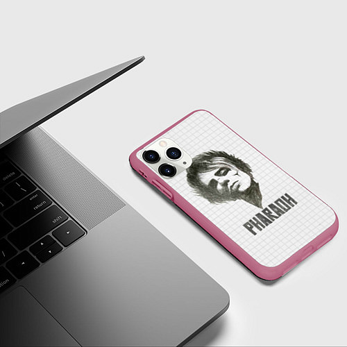 Чехол iPhone 11 Pro матовый Портрет Pharaoh / 3D-Малиновый – фото 3