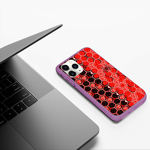 Чехол iPhone 11 Pro матовый Техно-киберпанк шестиугольники красный и чёрный с / 3D-Фиолетовый – фото 3