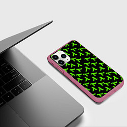 Чехол iPhone 11 Pro матовый Half life green logo, цвет: 3D-малиновый — фото 2