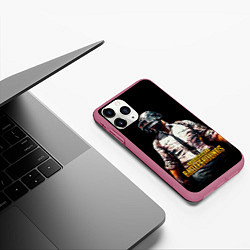Чехол iPhone 11 Pro матовый PUBG игрок на закате черный фон, цвет: 3D-малиновый — фото 2