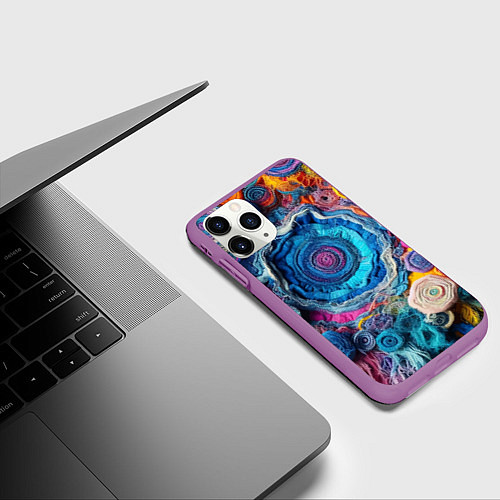 Чехол iPhone 11 Pro матовый Вязаные цветы - пэчворк / 3D-Фиолетовый – фото 3