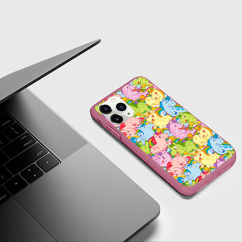 Чехол iPhone 11 Pro матовый Разноцветные единороги / 3D-Малиновый – фото 3