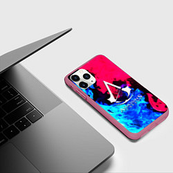 Чехол iPhone 11 Pro матовый Assassins Creed fight fire, цвет: 3D-малиновый — фото 2