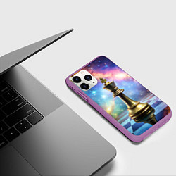 Чехол iPhone 11 Pro матовый Золотой король - шахматы, цвет: 3D-фиолетовый — фото 2