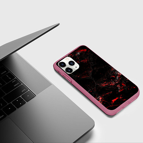 Чехол iPhone 11 Pro матовый Потертая красная текстура / 3D-Малиновый – фото 3