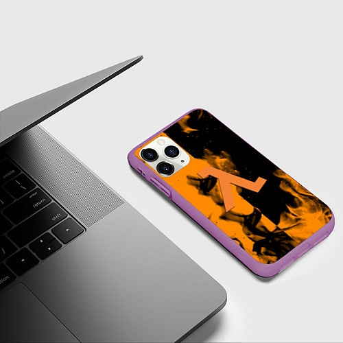 Чехол iPhone 11 Pro матовый Half life fire orange / 3D-Фиолетовый – фото 3