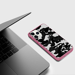 Чехол iPhone 11 Pro матовый Камуфляж серый, цвет: 3D-малиновый — фото 2