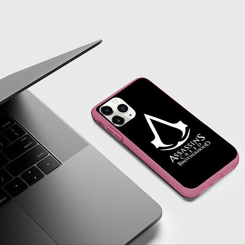 Чехол iPhone 11 Pro матовый Assassins Creed brotherhood / 3D-Малиновый – фото 3