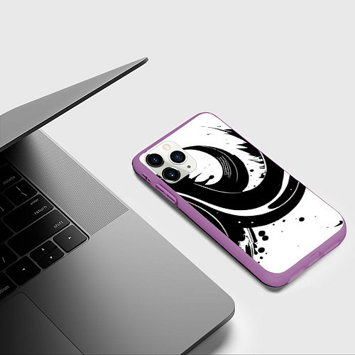 Чехол iPhone 11 Pro матовый Чёрно-белая экспрессивная абстракция / 3D-Фиолетовый – фото 3