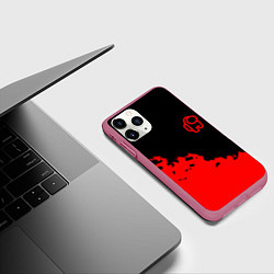 Чехол iPhone 11 Pro матовый Among us красные краски, цвет: 3D-малиновый — фото 2
