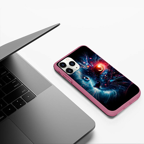 Чехол iPhone 11 Pro матовый Морда чёрного кота со светящимися глазами - нейроа / 3D-Малиновый – фото 3