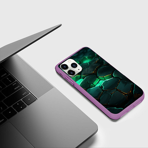 Чехол iPhone 11 Pro матовый Зеленые камни с освещением текстура / 3D-Фиолетовый – фото 3