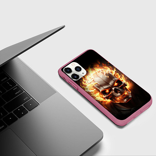 Чехол iPhone 11 Pro матовый Череп в огне / 3D-Малиновый – фото 3