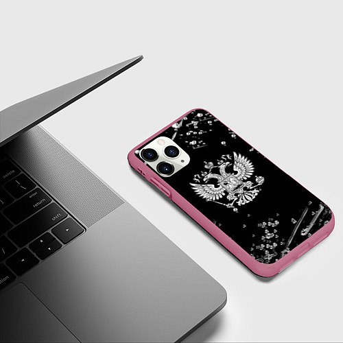 Чехол iPhone 11 Pro матовый Герб РФ черно белые краски / 3D-Малиновый – фото 3