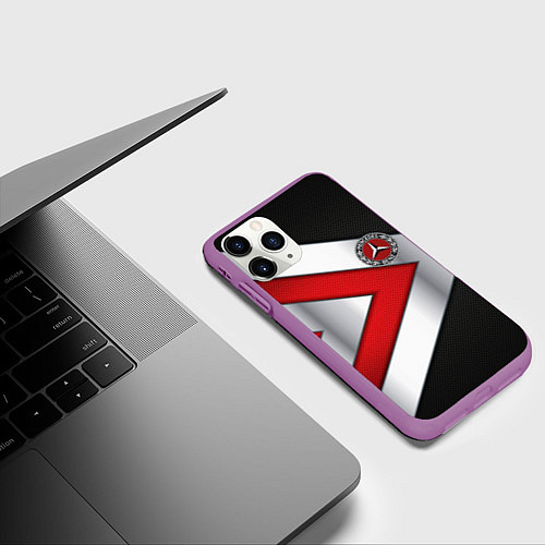 Чехол iPhone 11 Pro матовый Mercedes benz carbon metal / 3D-Фиолетовый – фото 3