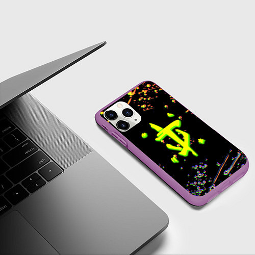 Чехол iPhone 11 Pro матовый Doom кислотное лого глитч / 3D-Фиолетовый – фото 3