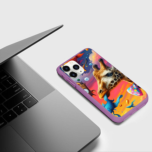 Чехол iPhone 11 Pro матовый Жираф в бабочке держит во рту рыбу - сюрреализм / 3D-Фиолетовый – фото 3