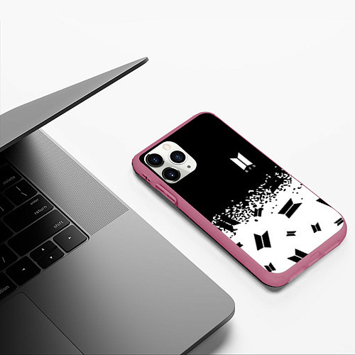 Чехол iPhone 11 Pro матовый Marshmello dj pattern краски / 3D-Малиновый – фото 3