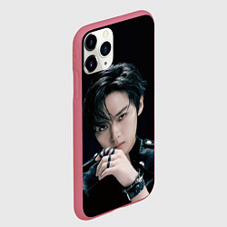 Чехол iPhone 11 Pro матовый Stray Kids Lee Know Giant concept, цвет: 3D-малиновый — фото 2