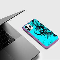 Чехол iPhone 11 Pro матовый Quake текстура дракон, цвет: 3D-фиолетовый — фото 2
