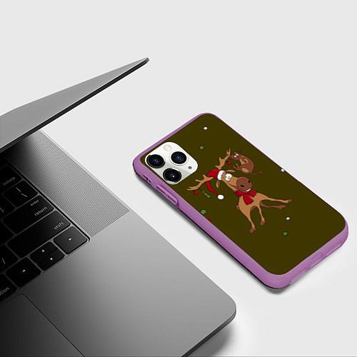 Чехол iPhone 11 Pro матовый Новогодний олень с котом / 3D-Фиолетовый – фото 3