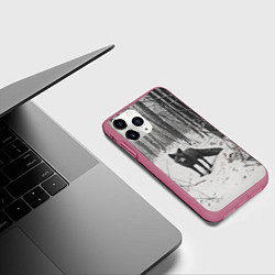 Чехол iPhone 11 Pro матовый Черная лиса в заснеженном лесу, цвет: 3D-малиновый — фото 2