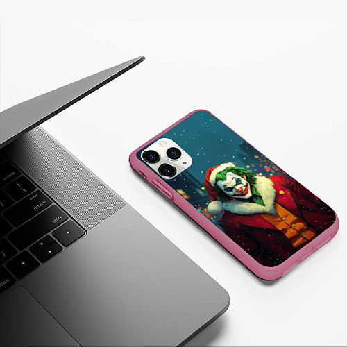 Чехол iPhone 11 Pro матовый Джокер в новогоднем костюме / 3D-Малиновый – фото 3