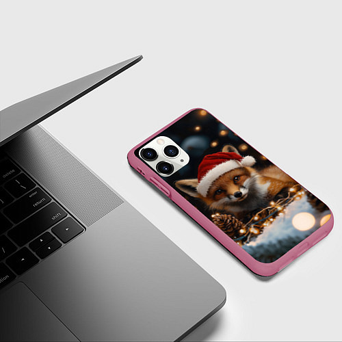 Чехол iPhone 11 Pro матовый Лисица в новогодней шапочке / 3D-Малиновый – фото 3